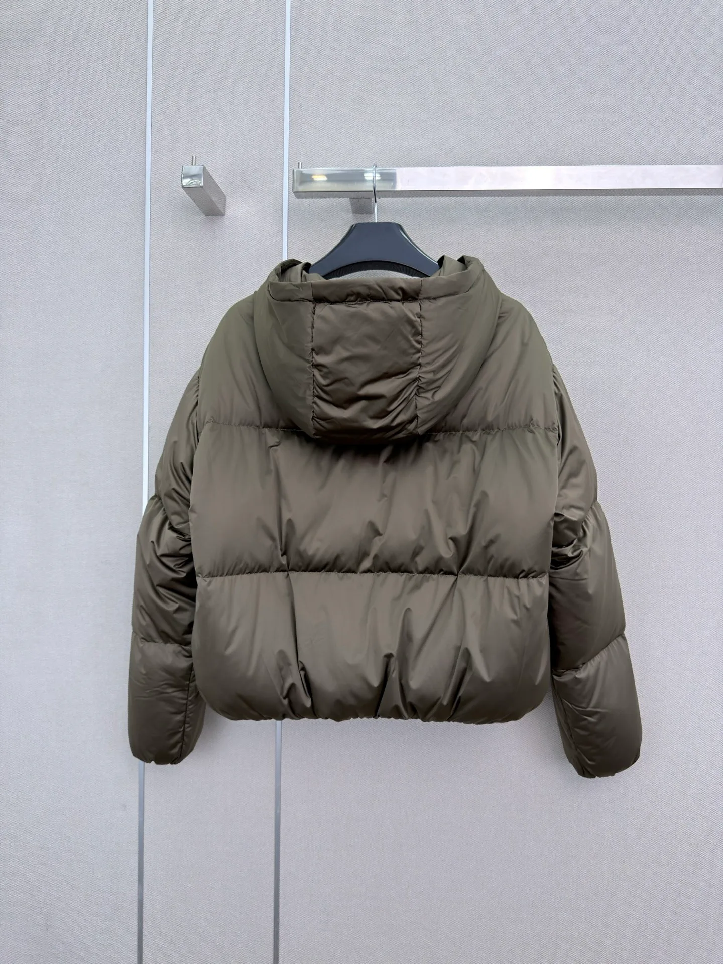 Women's Jackets And Down Jackets CELINE 18108906