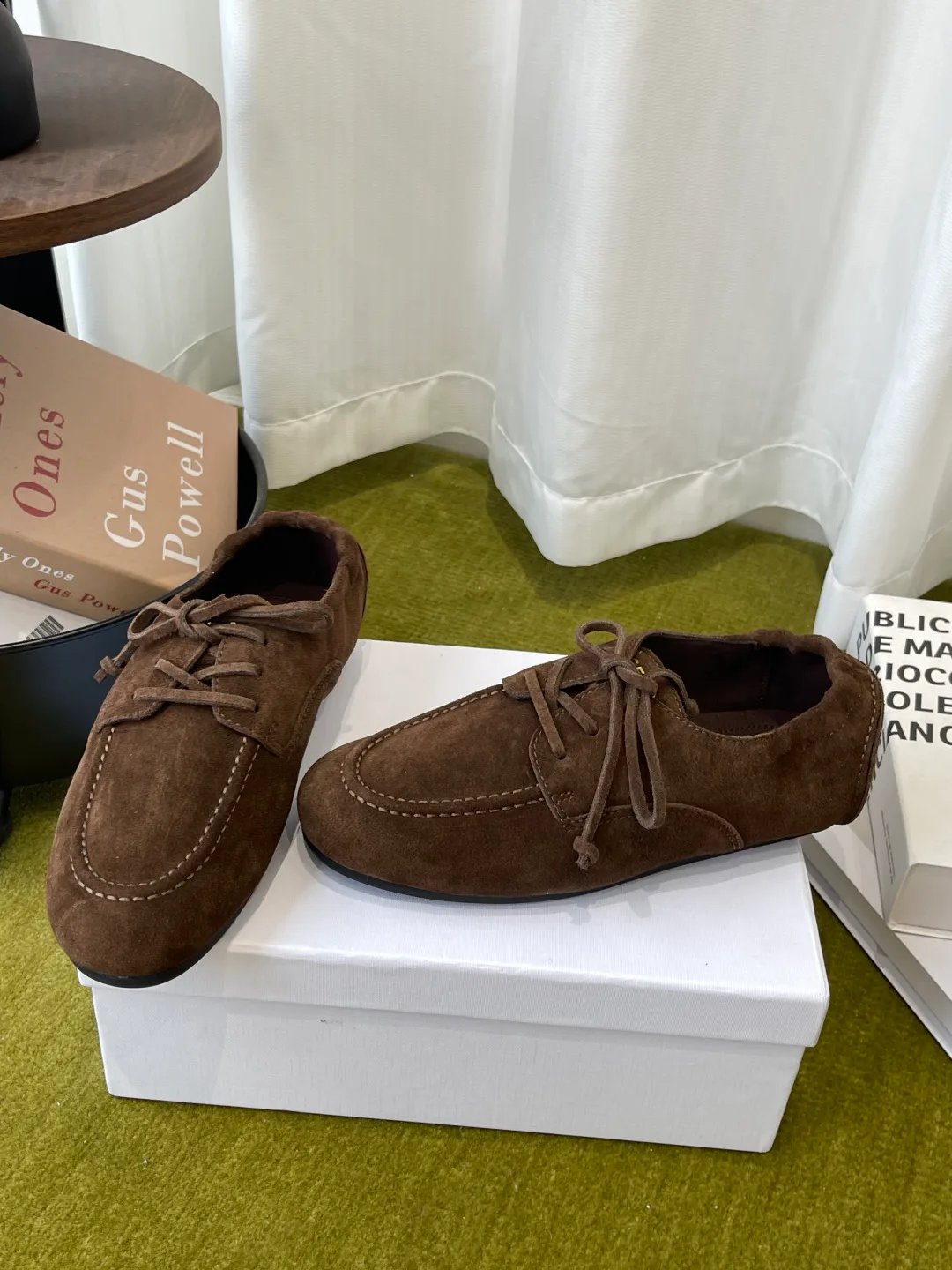 Women's Loafers And Moccasins CELINE 17701367