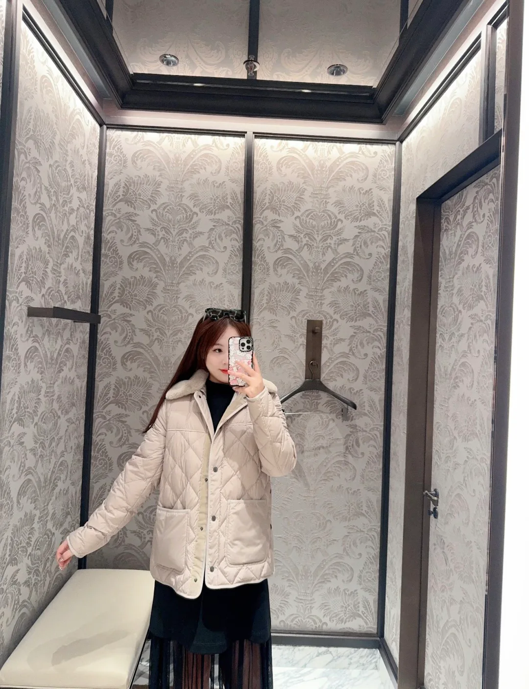 Women's Jackets And Down Jackets MONCLER 17880216