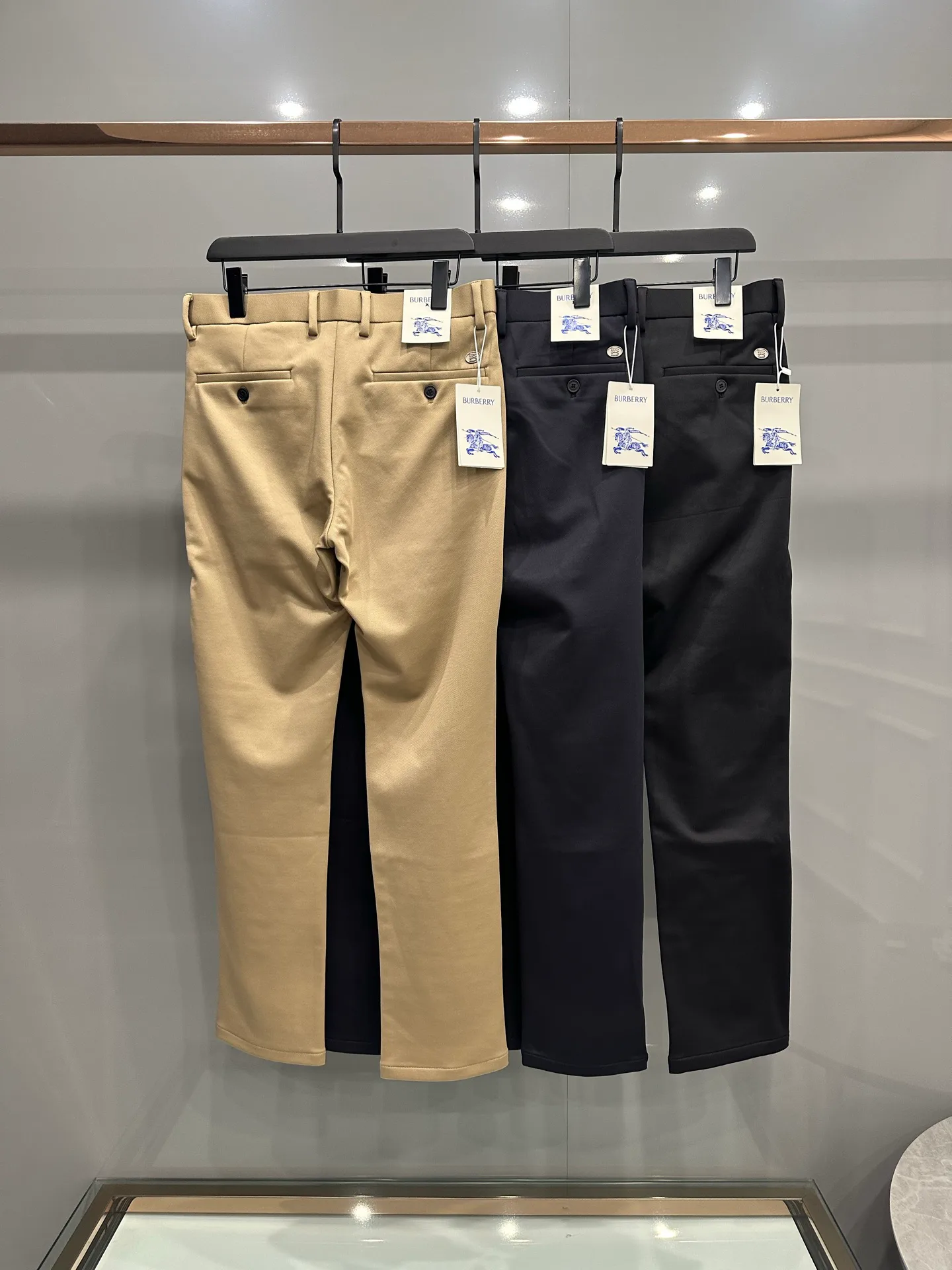 Men's Trousers BURBERRY 18072106