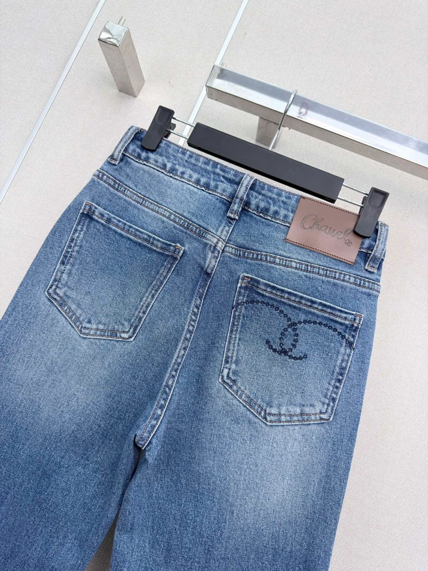 Women's Jeans CHANEL 18094315