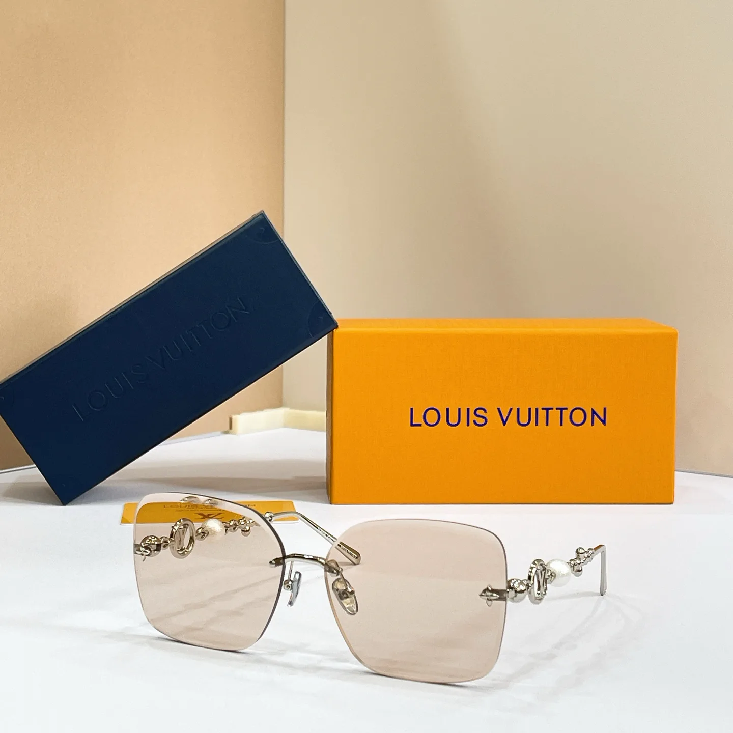 Glasses LOUIS VUITTON 17495901