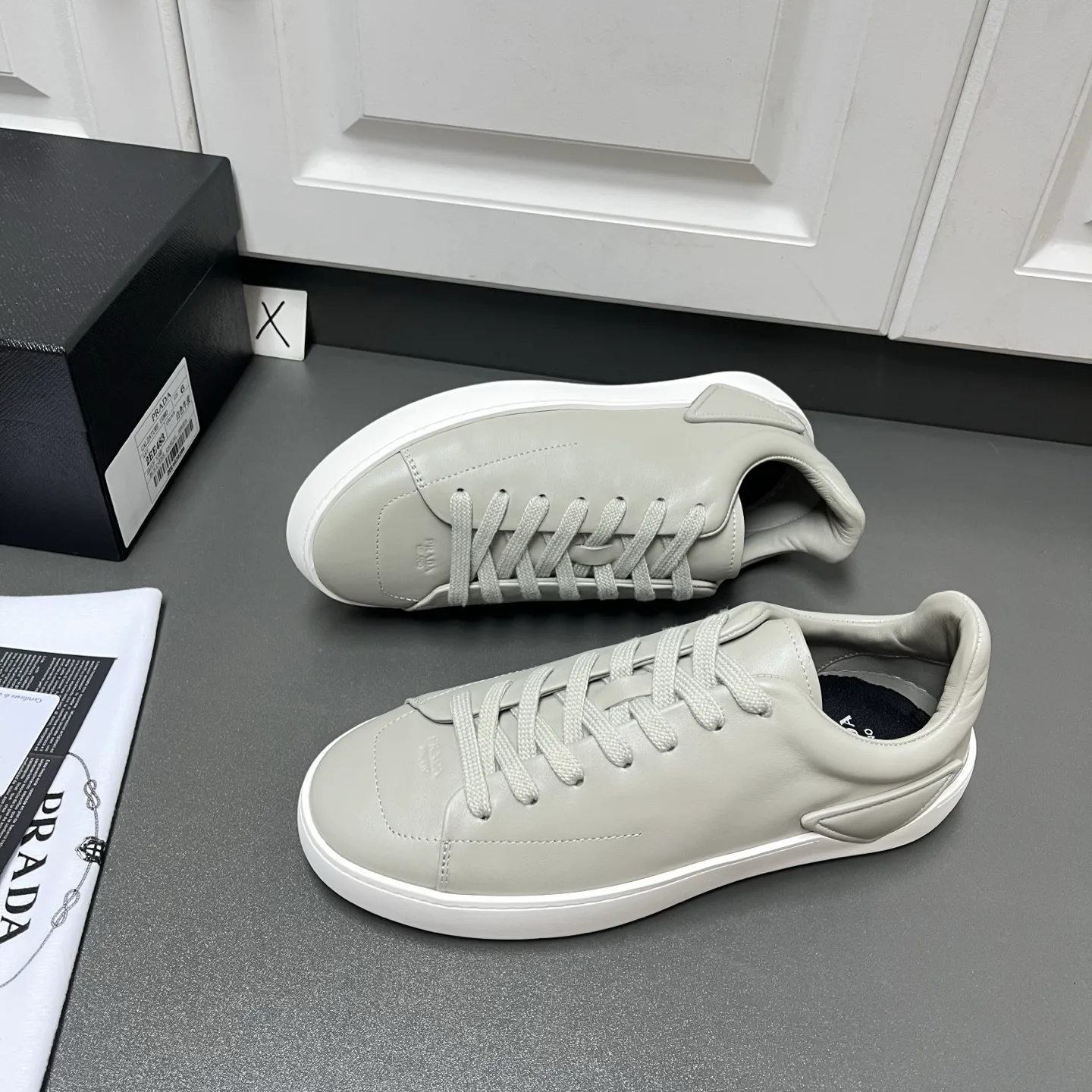 Men's Sneakers PRADA 16940100