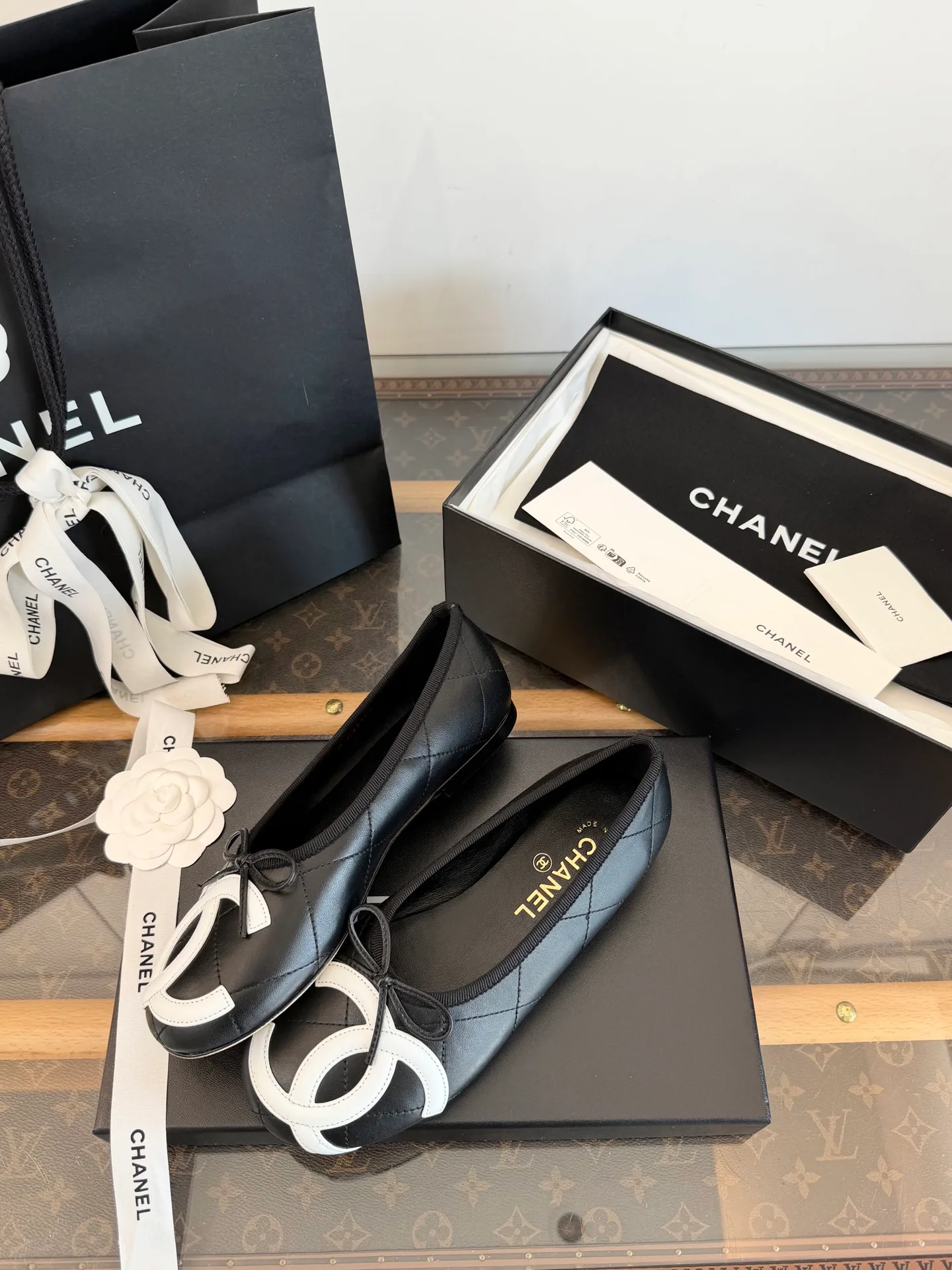 Women's Ballet Flats CHANEL 18133236
