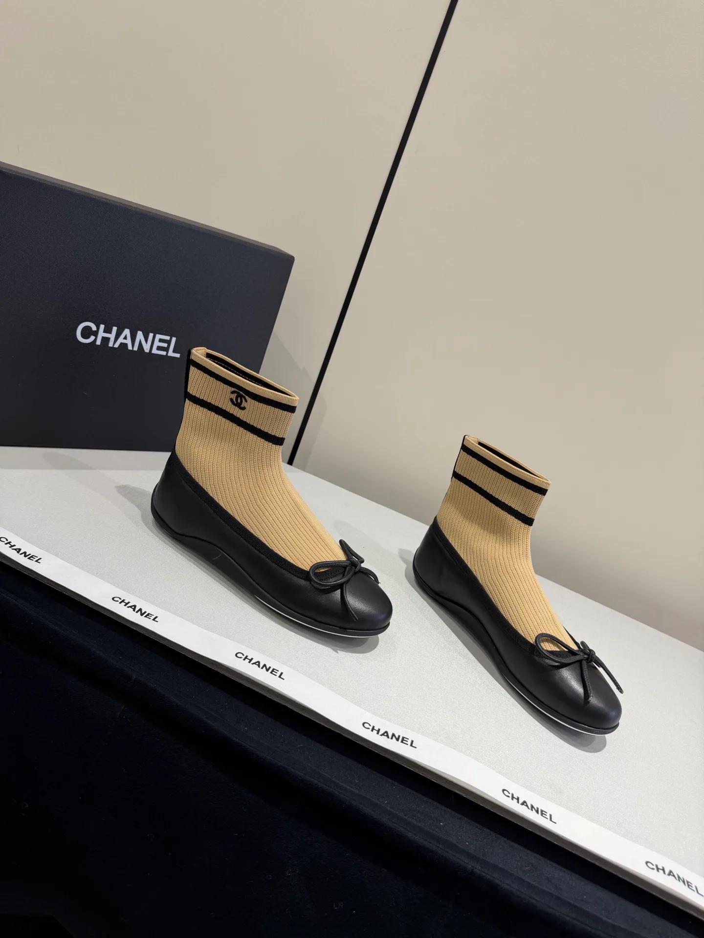 Women's Ballet Flats CHANEL 17977455