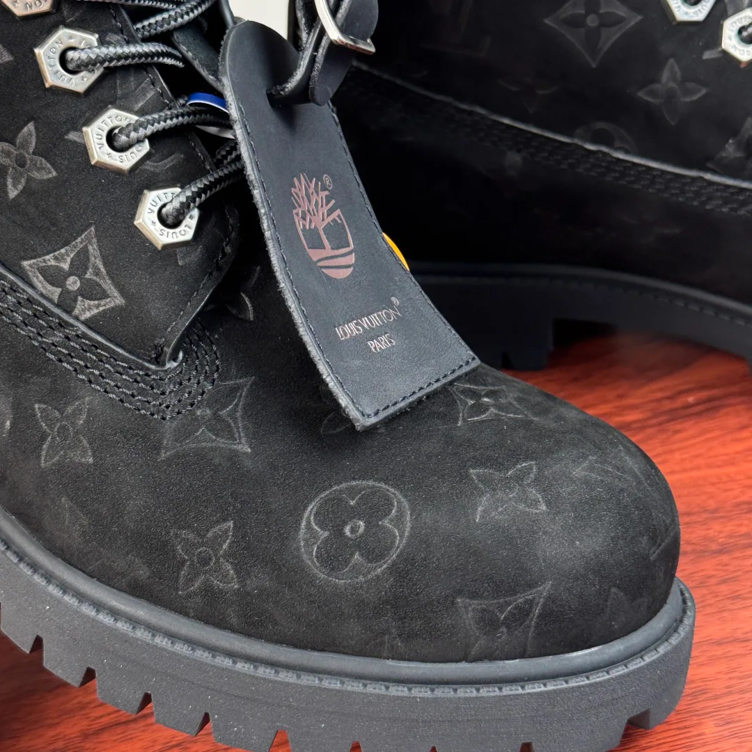 Men's Ankle Boots LOUIS VUITTON 18230764