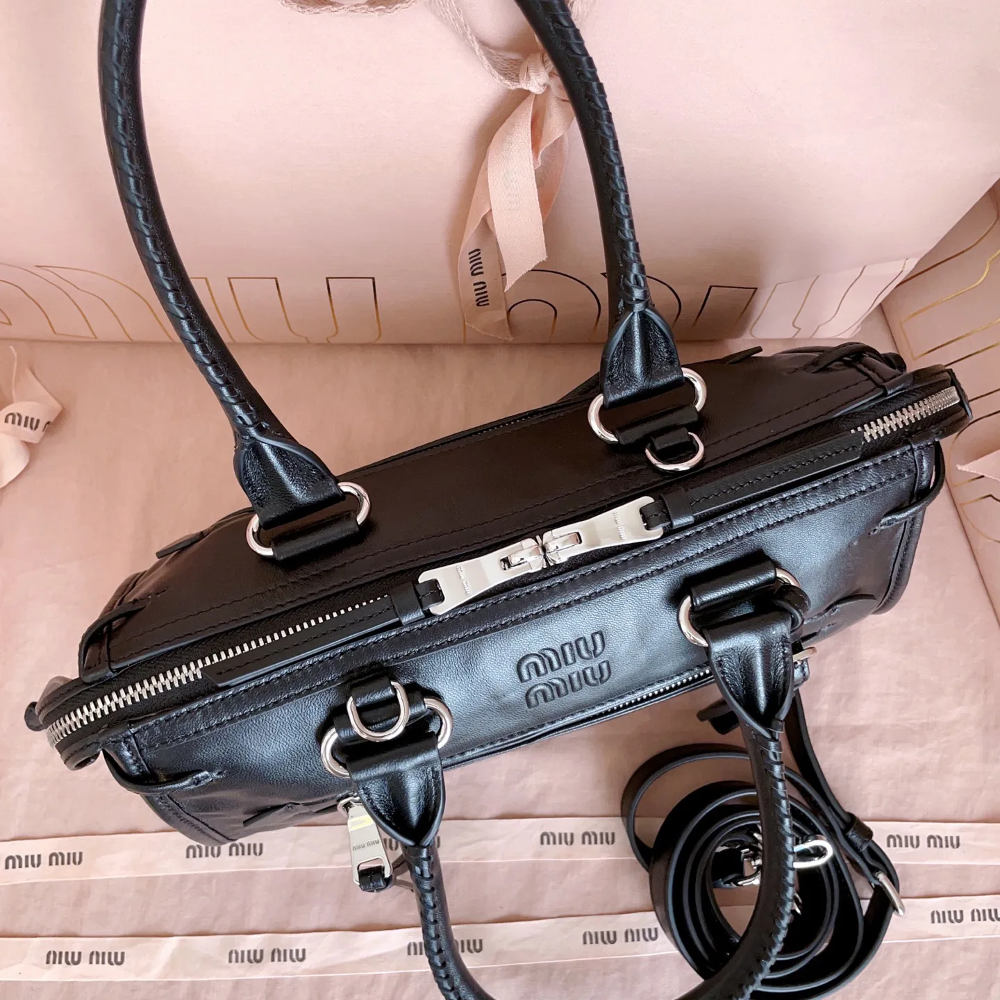 Women's Classic Handbags MIU MIU 18004751