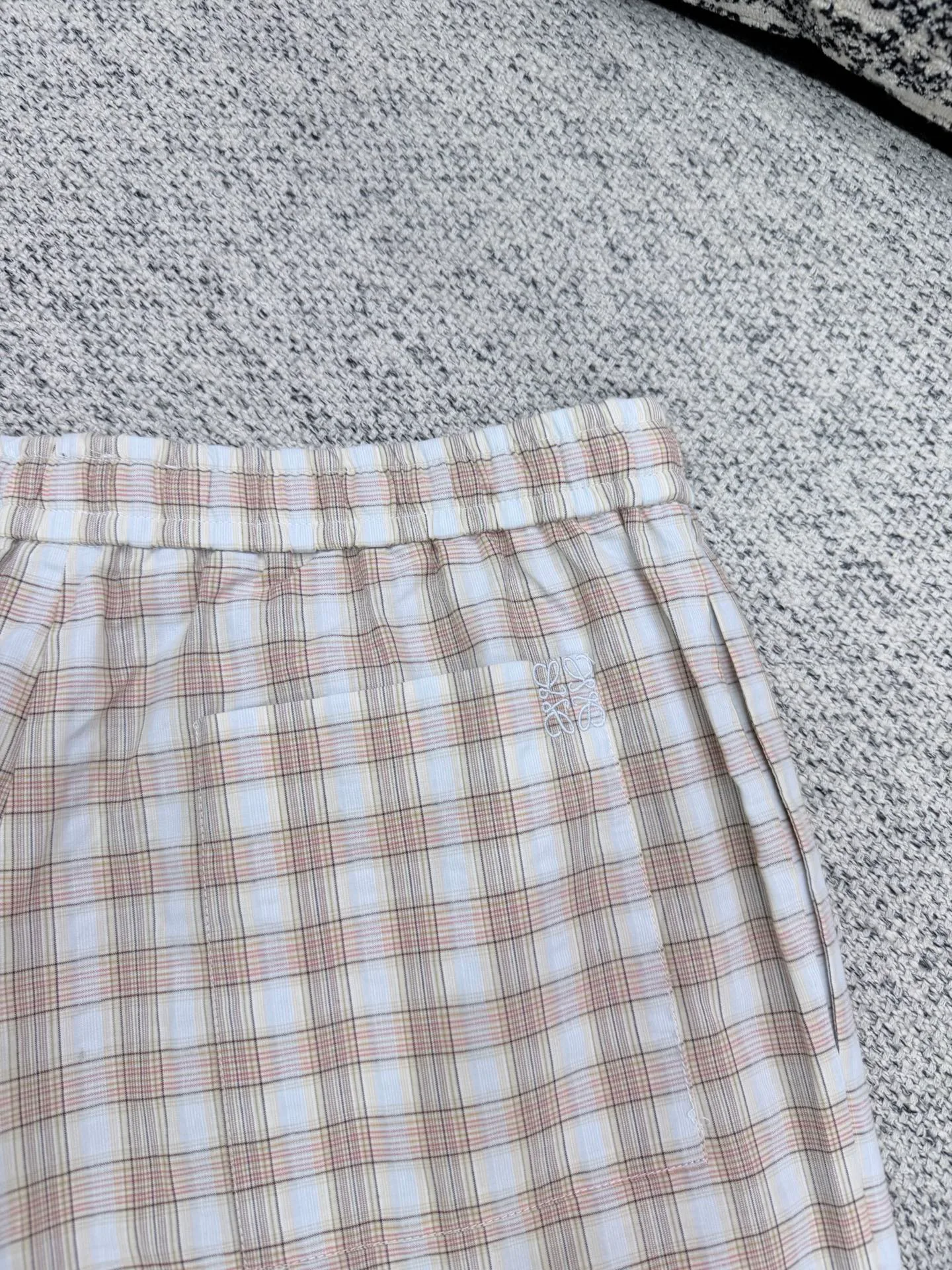 Men's Shorts LOEWE 18074068