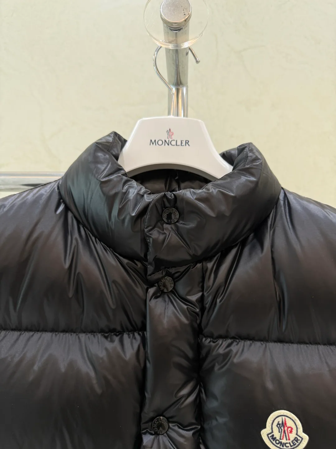 Women's Vests MONCLER 18052717