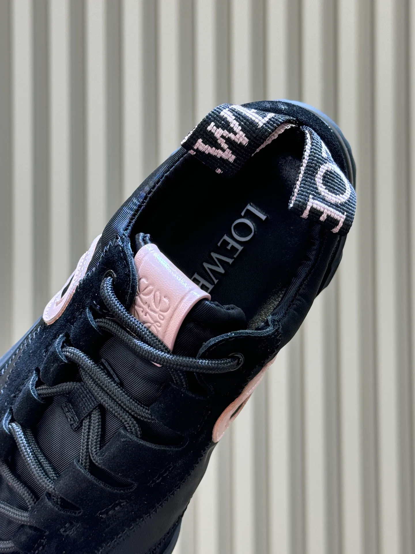 Women's Sneakers LOEWE 18073076