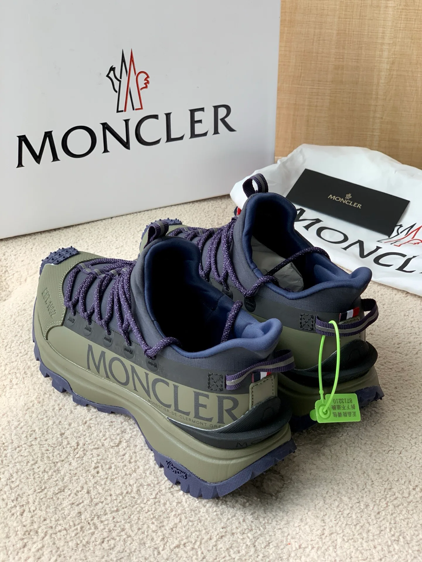 Women's Sneakers MONCLER 17760087