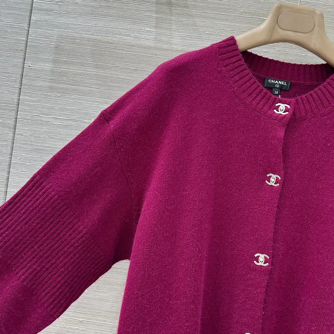 Women's Jumpers And Sweaters CHANEL 18027191