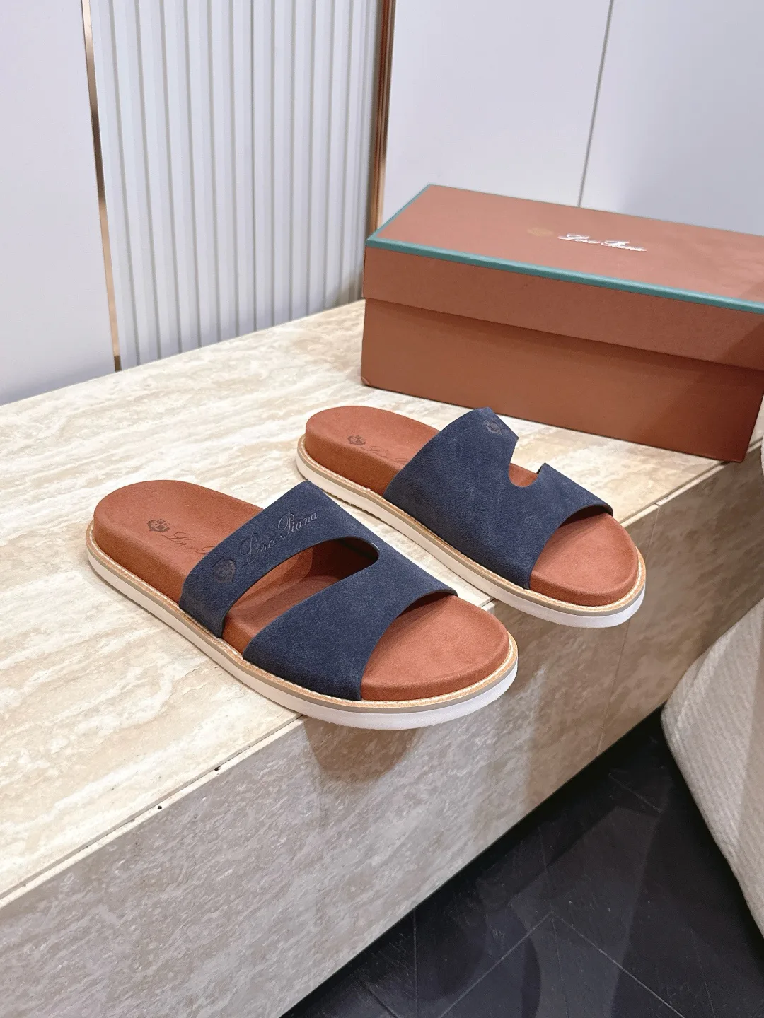 Men's Flip-Flops BRUNELLO CUCINELLI 17366579