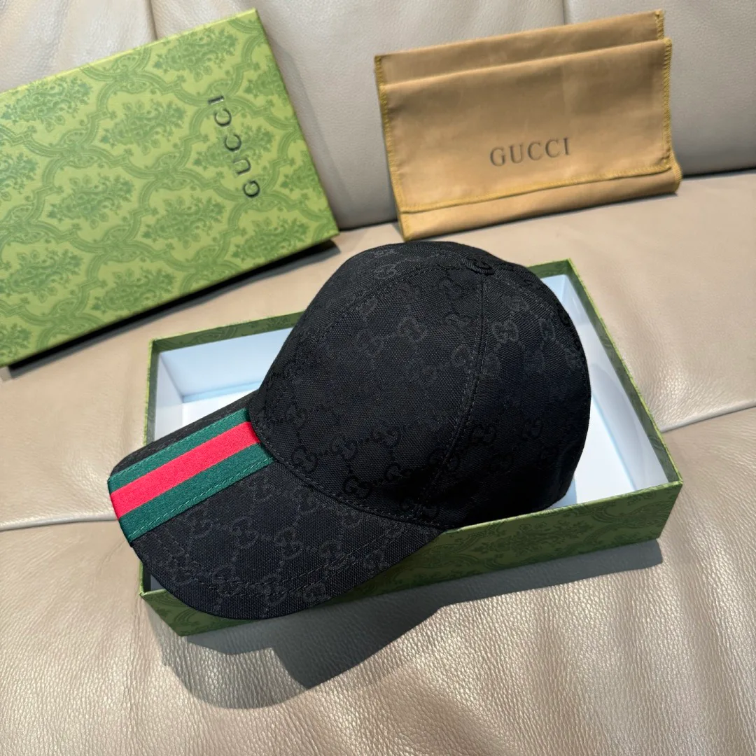 Hats GUCCI 17515257