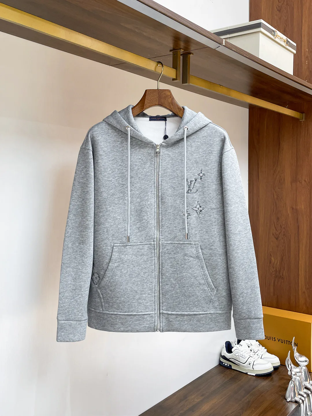 Men's Sweatshirts And Hoodies LOUIS VUITTON 18340425