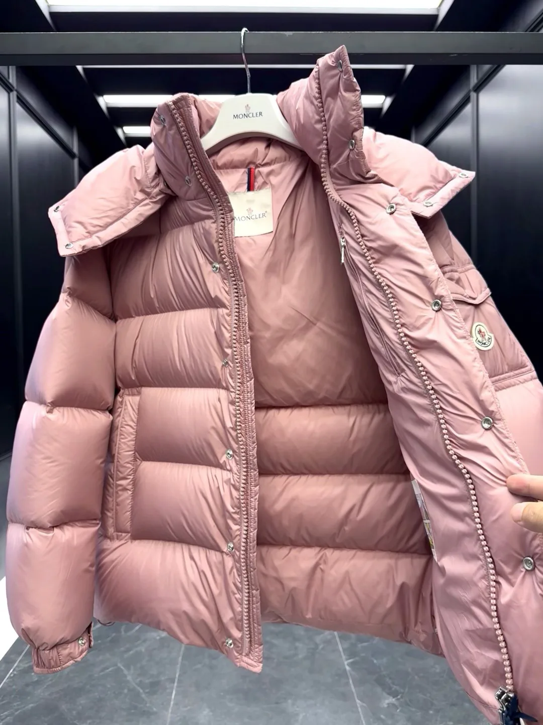 Men's Jackets And Down Jackets MONCLER 17819540