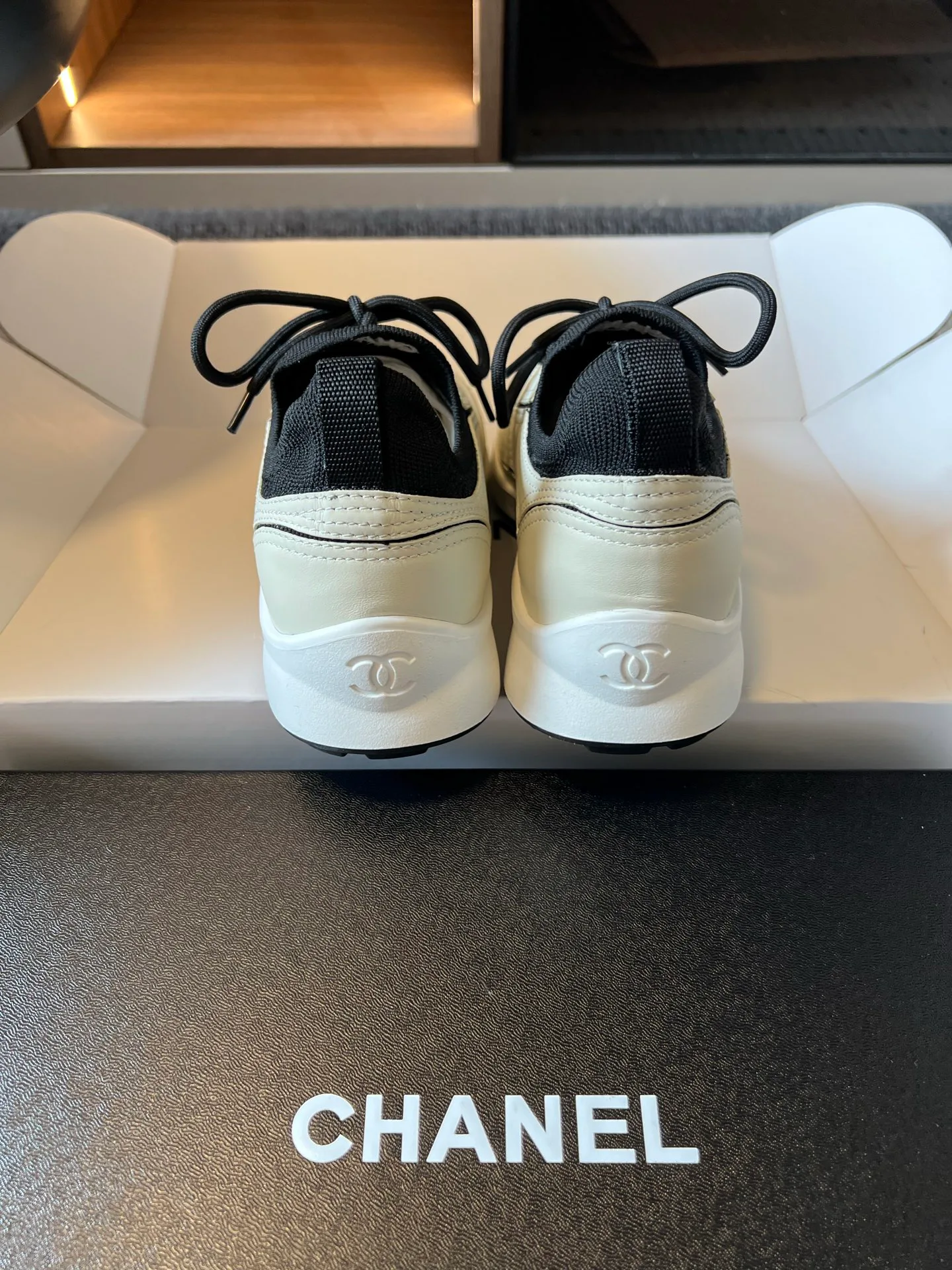 Women's Sneakers CHANEL 17793451