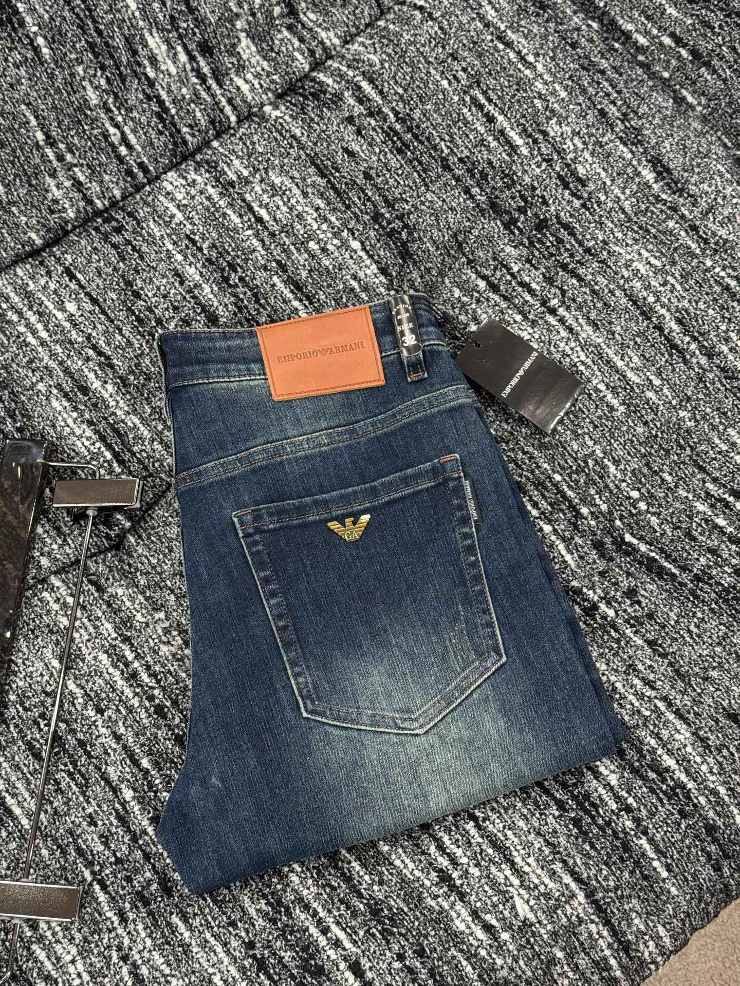 Men's Jeans ARMANI 18084113