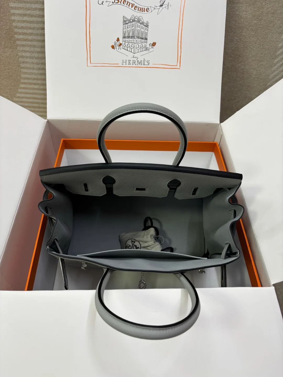 Women's Classic Handbags HERMES 18126809