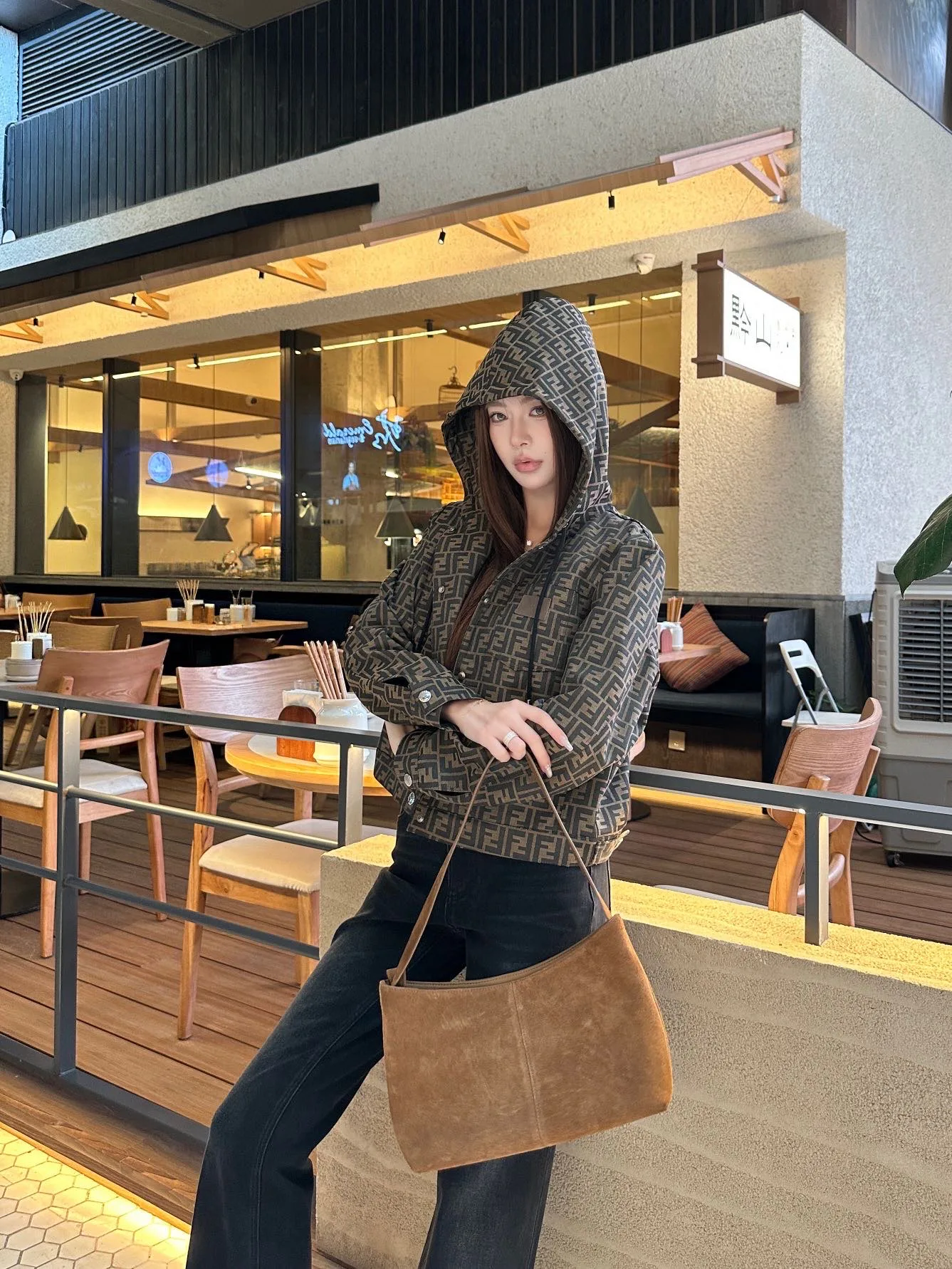 Women's Jackets And Down Jackets FENDI 18501776