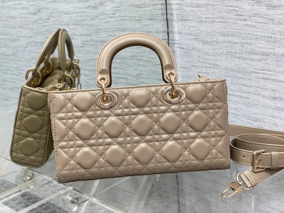 Women's Classic Handbags CHRISTIAN DIOR 17770390