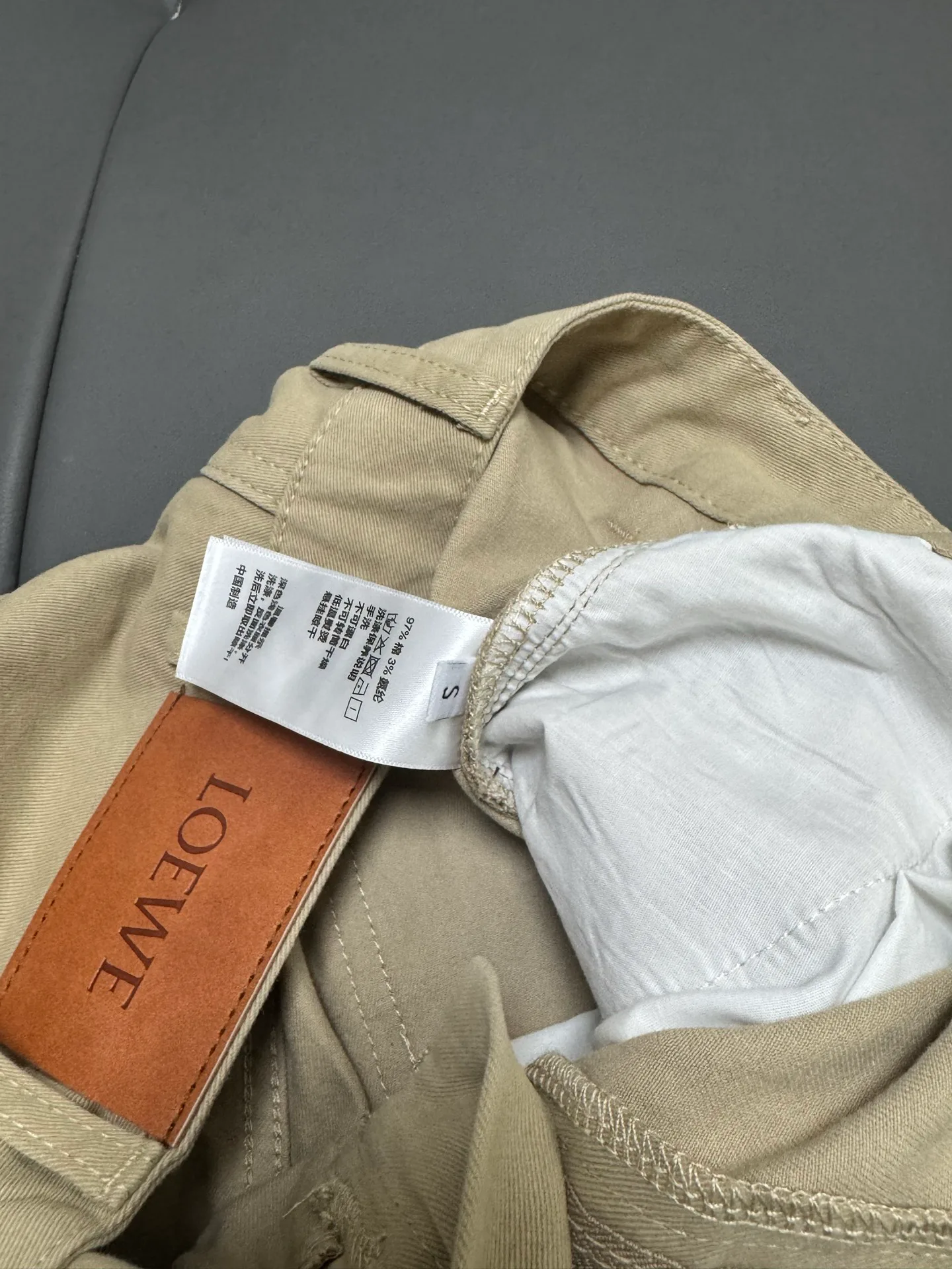 Women's Shorts LOEWE 18174525
