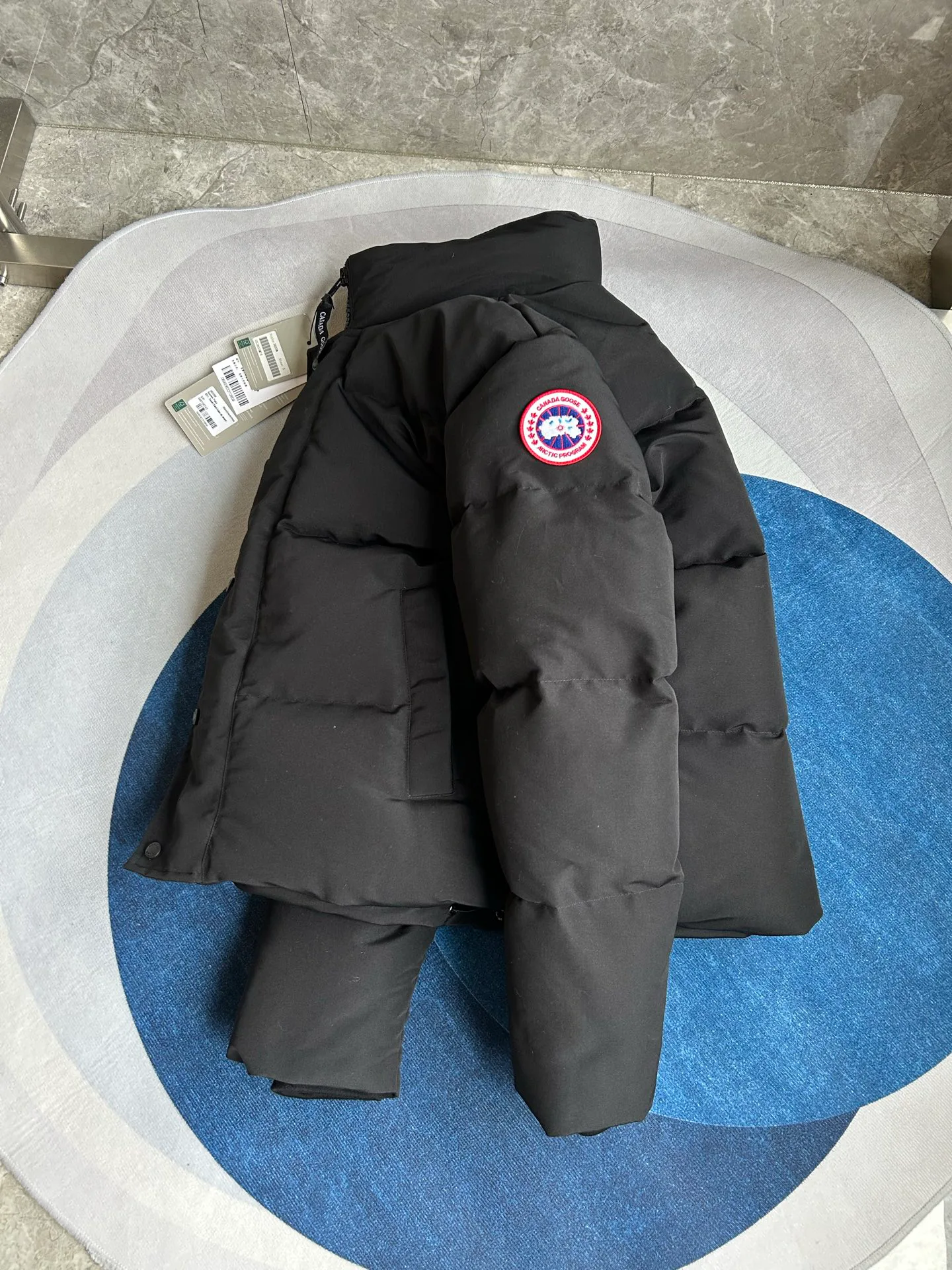 Men's Jackets And Down Jackets CANADA GOOSE 18007333