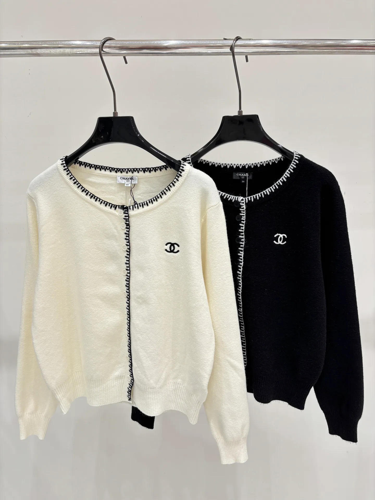 Women's Jumpers And Sweaters CHANEL 18138032