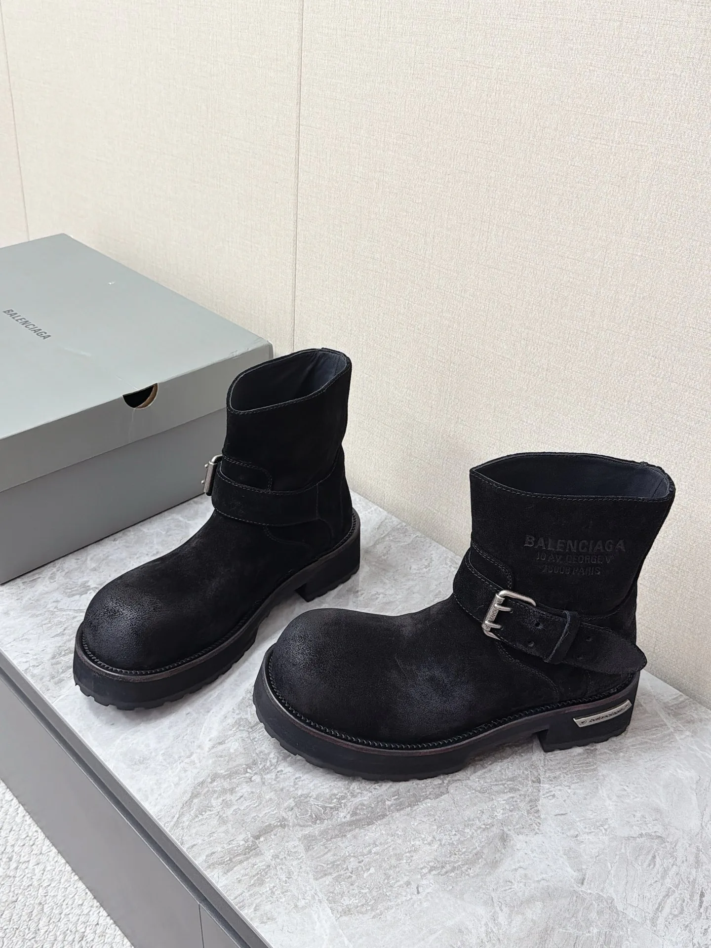 Women's Ankle Boots BALENCIAGA 18011902