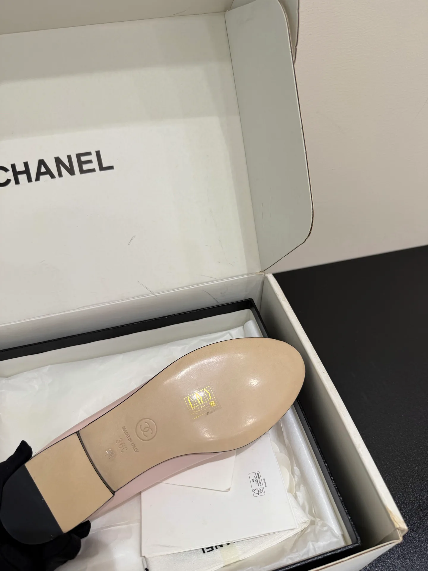 Women's Ballet Flats CHANEL 18080137