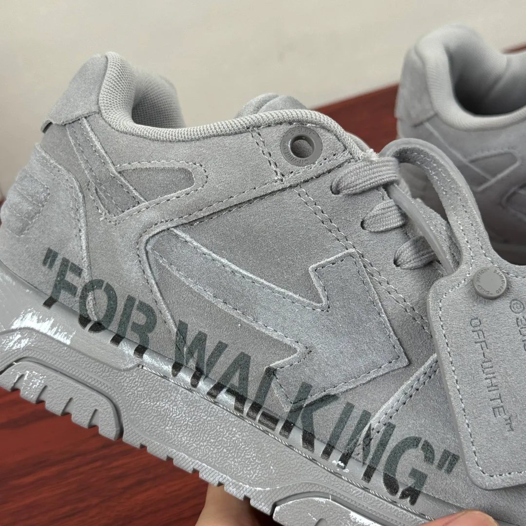 Women's Sneakers OFF-WHITE 18100638