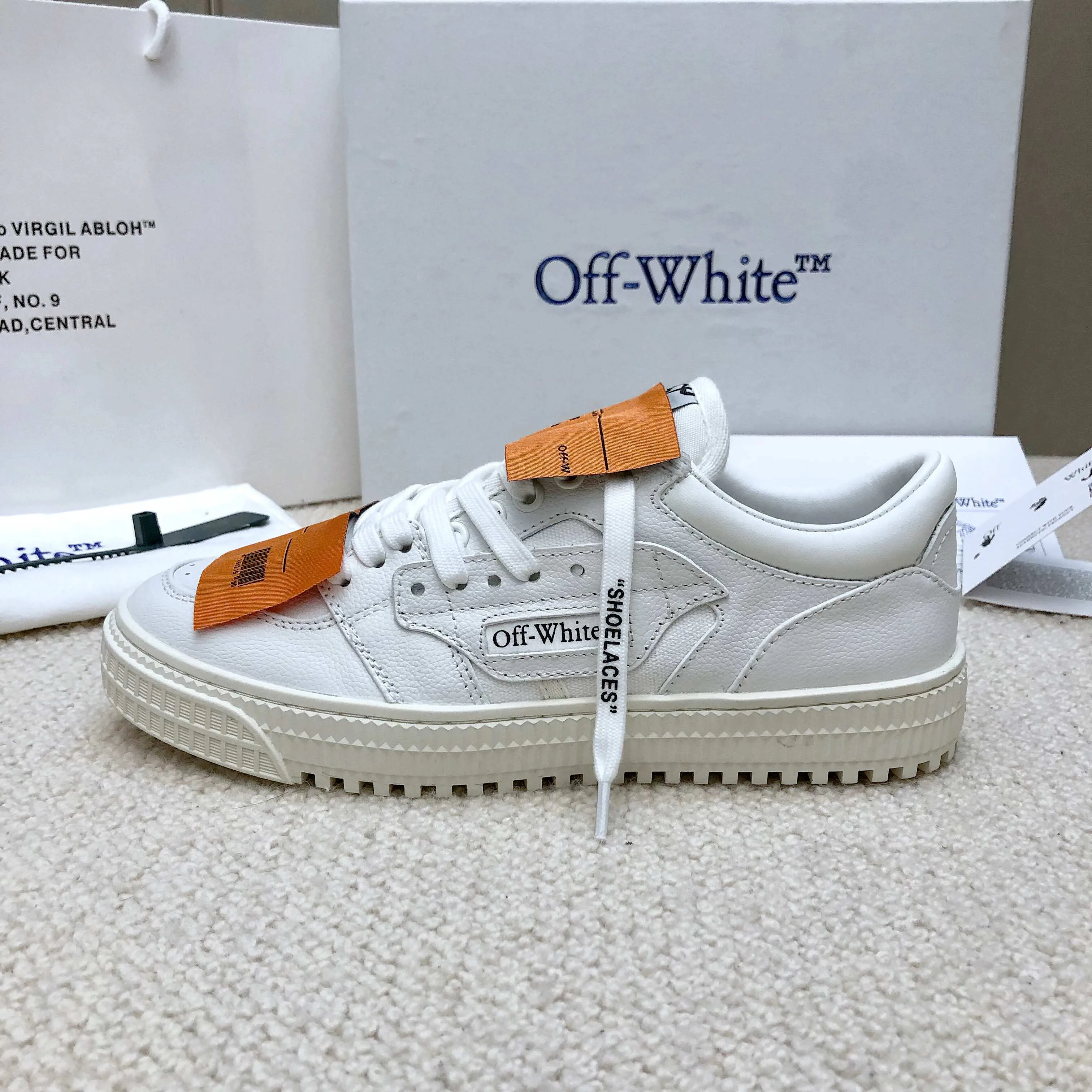 Women's Sneakers OFF-WHITE 18103213
