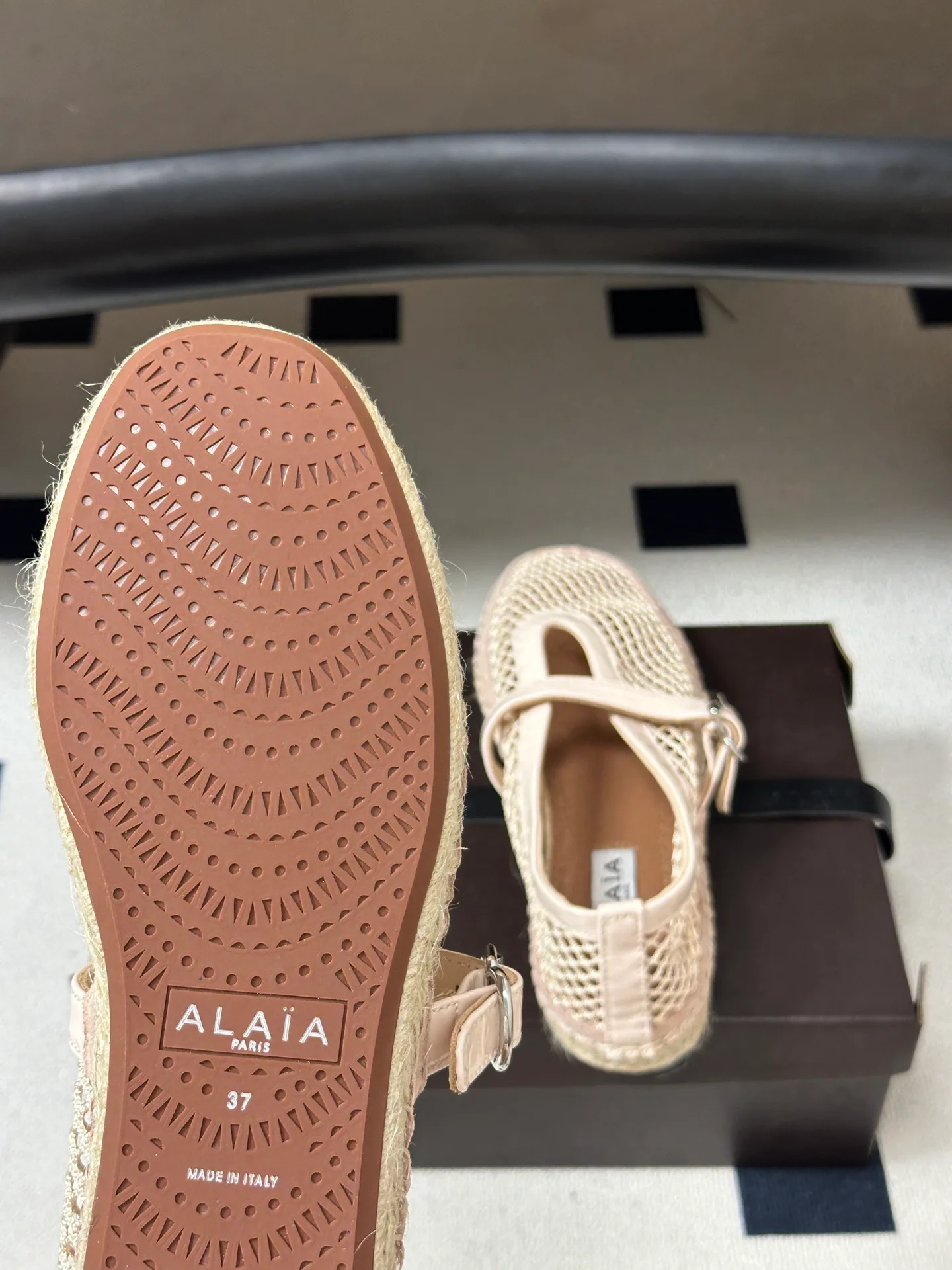 Women's Ballet Flats ALAIA 17338419