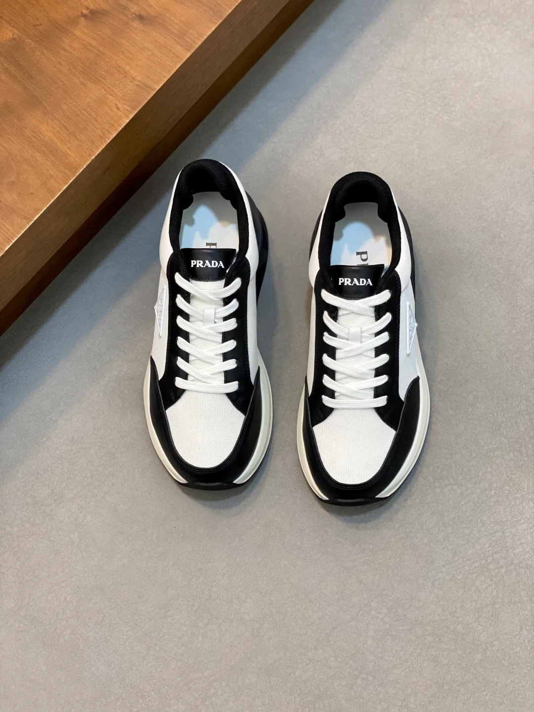 Men's Sneakers PRADA 18116626