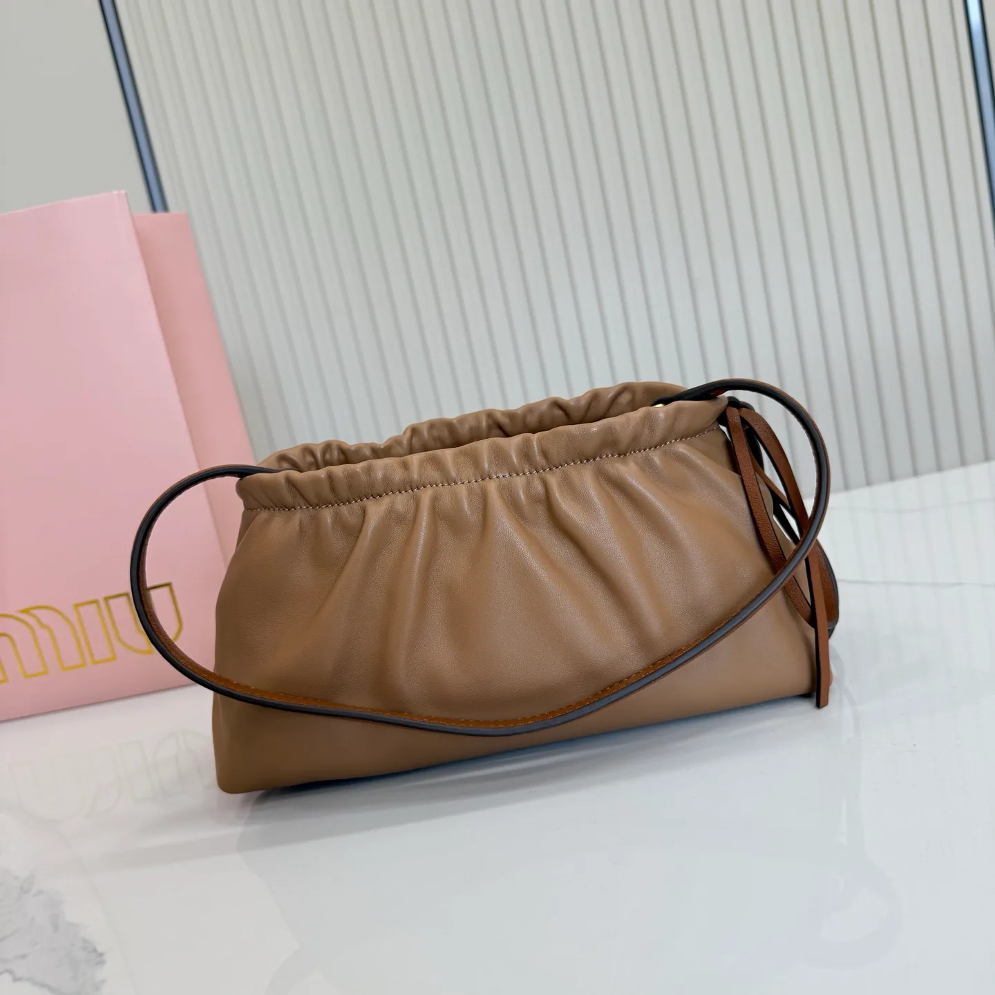 Women's Classic Handbags MIU MIU 17948244