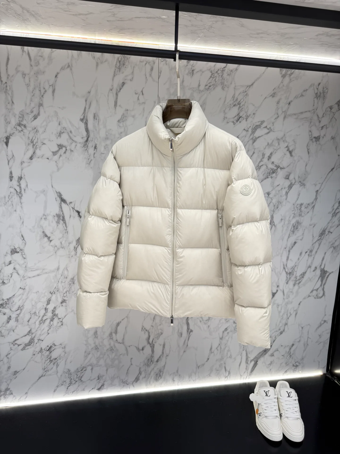 Men's Jackets And Down Jackets MONCLER 18279249