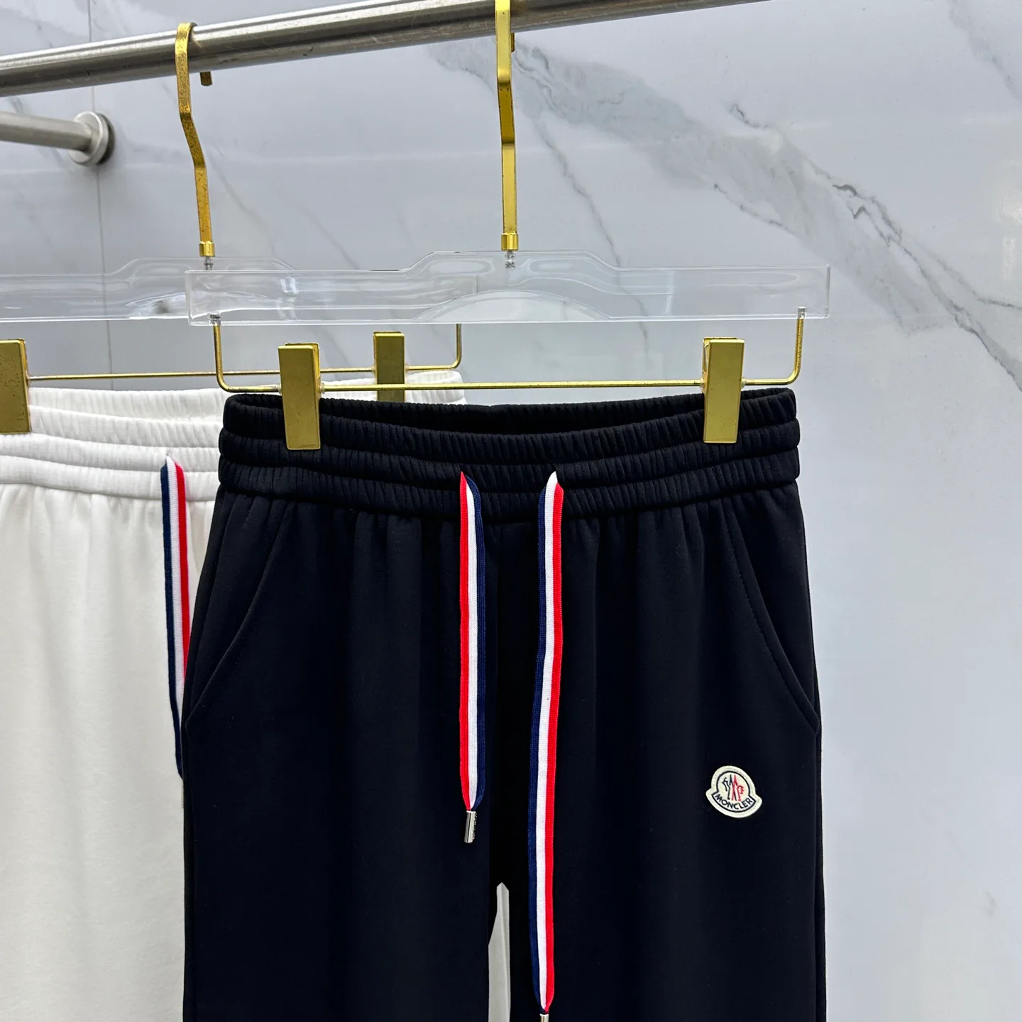 Men's Trousers MONCLER 18246679