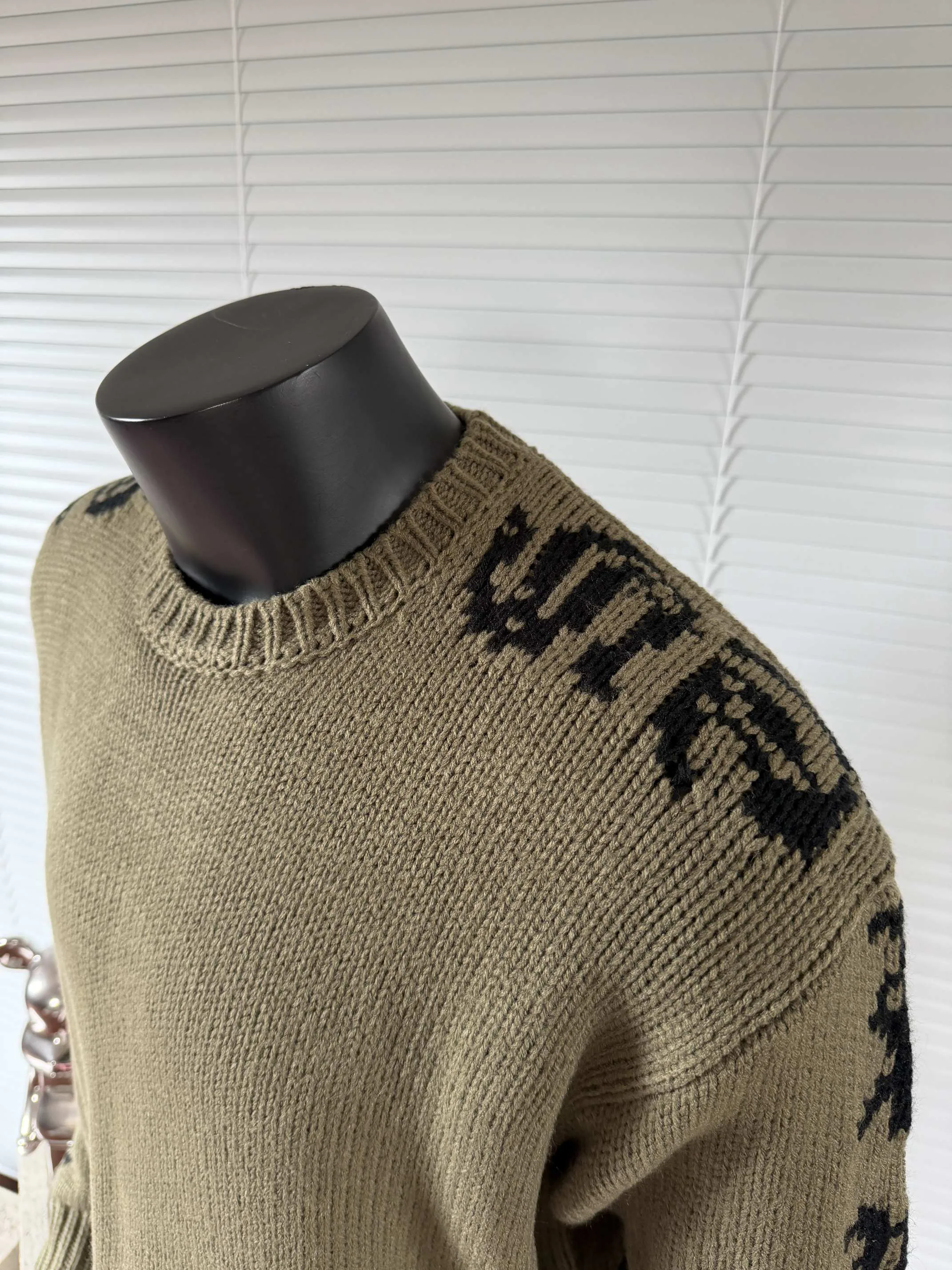 Men's Jumpers And Sweaters SUPREME 18068889
