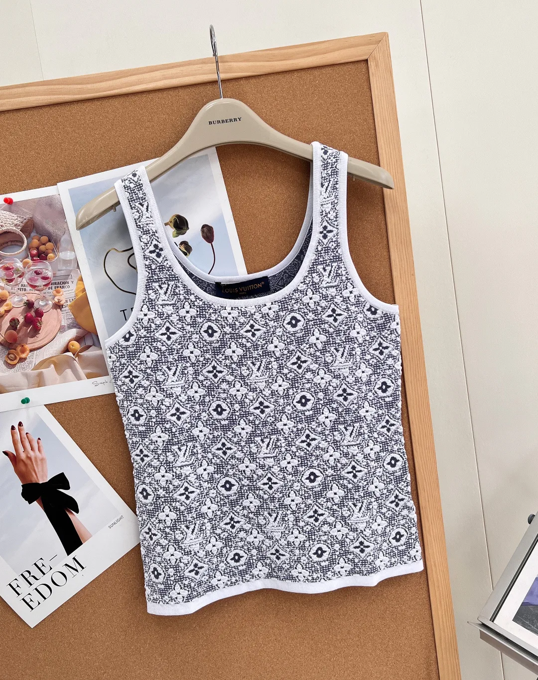 Women's Vests LOUIS VUITTON 16930789