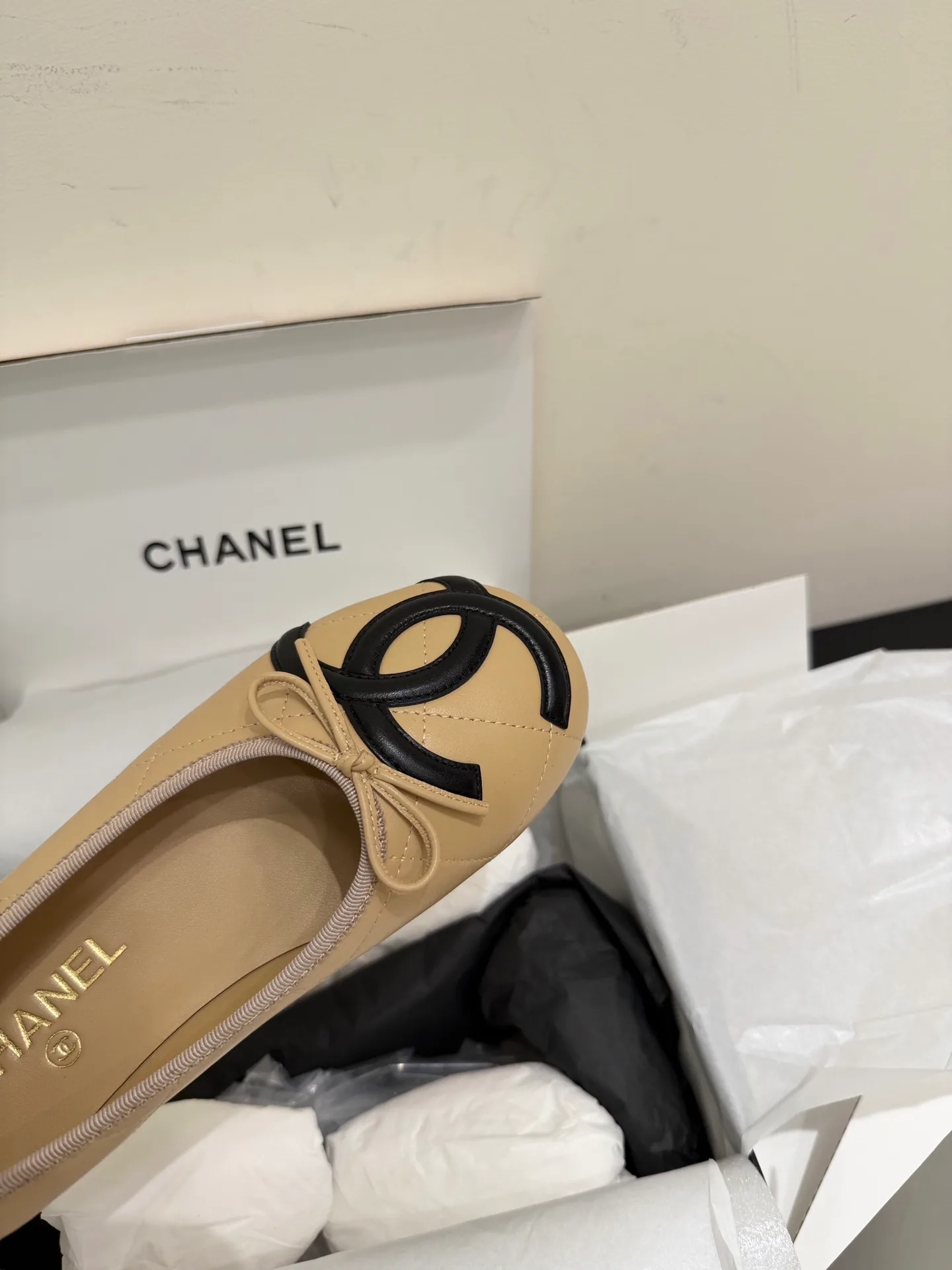 Women's Ballet Flats CHANEL 18363590