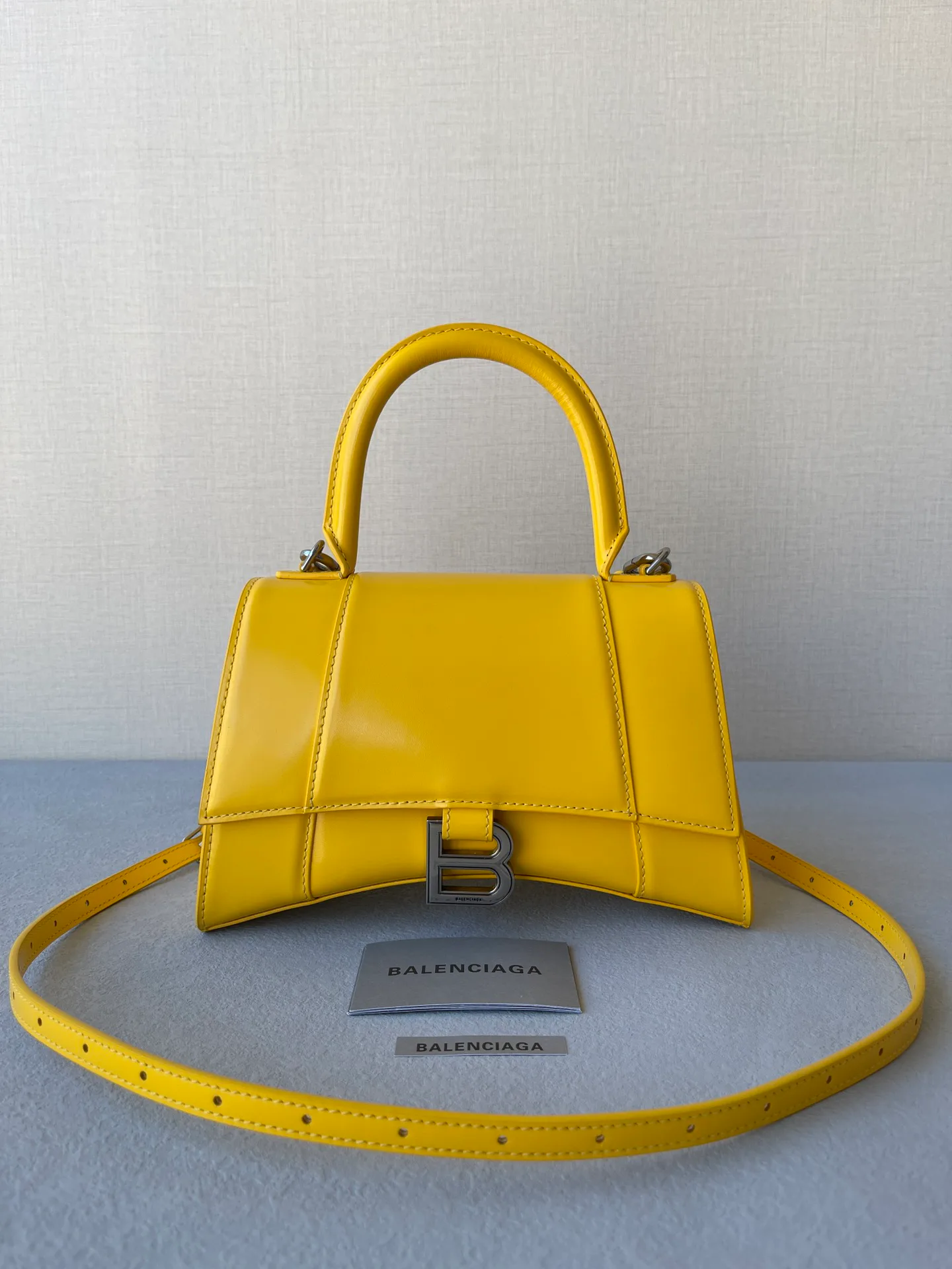 Классические Сумки Женские Balenciaga 18619529