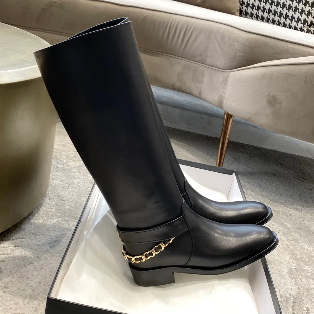 Women's Boots CHANEL 18154612