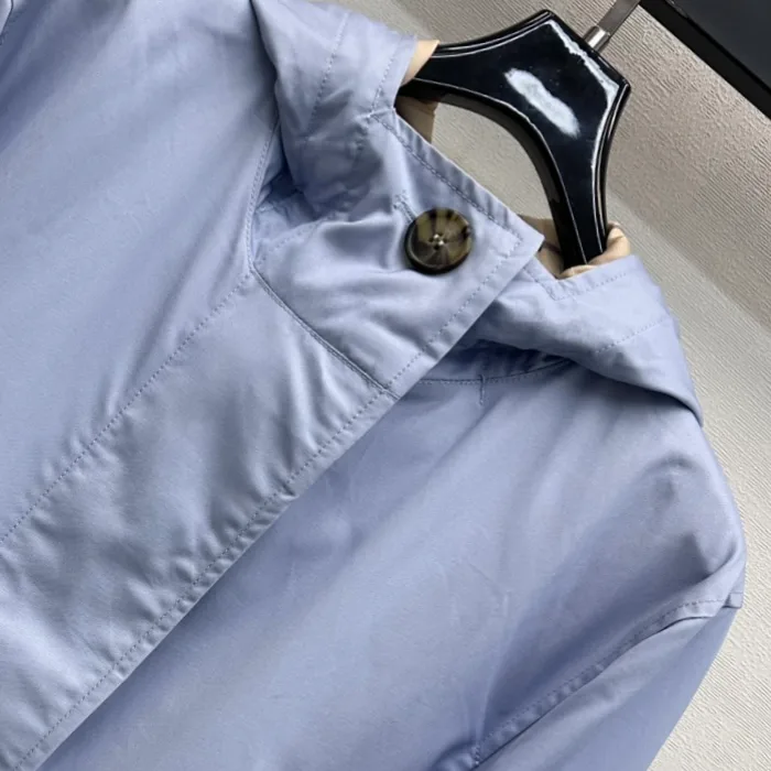 Women's Jackets And Down Jackets BURBERRY 16986851