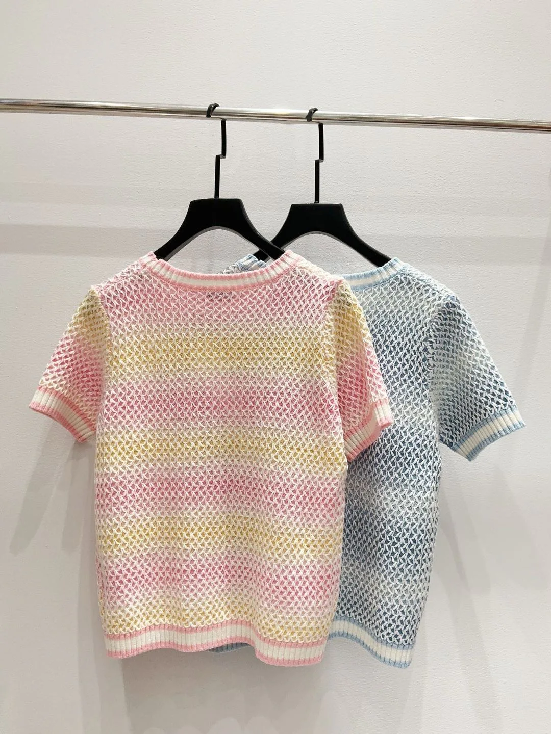 Women's T-Shirts CHANEL 17327636