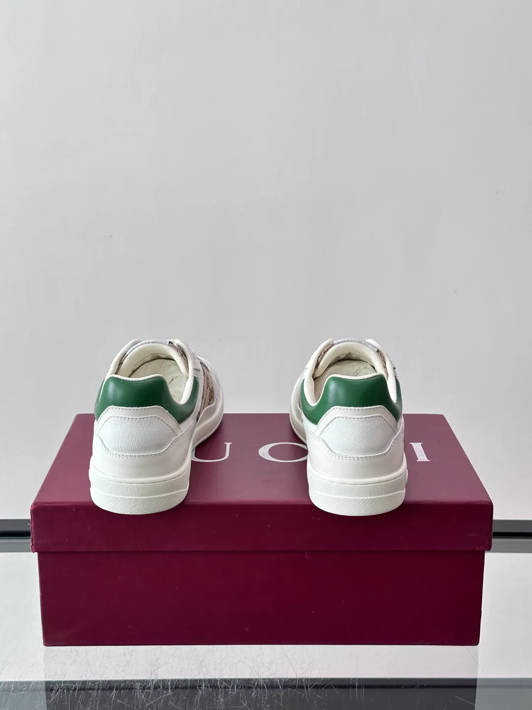 Men's Sneakers GUCCI 18102697