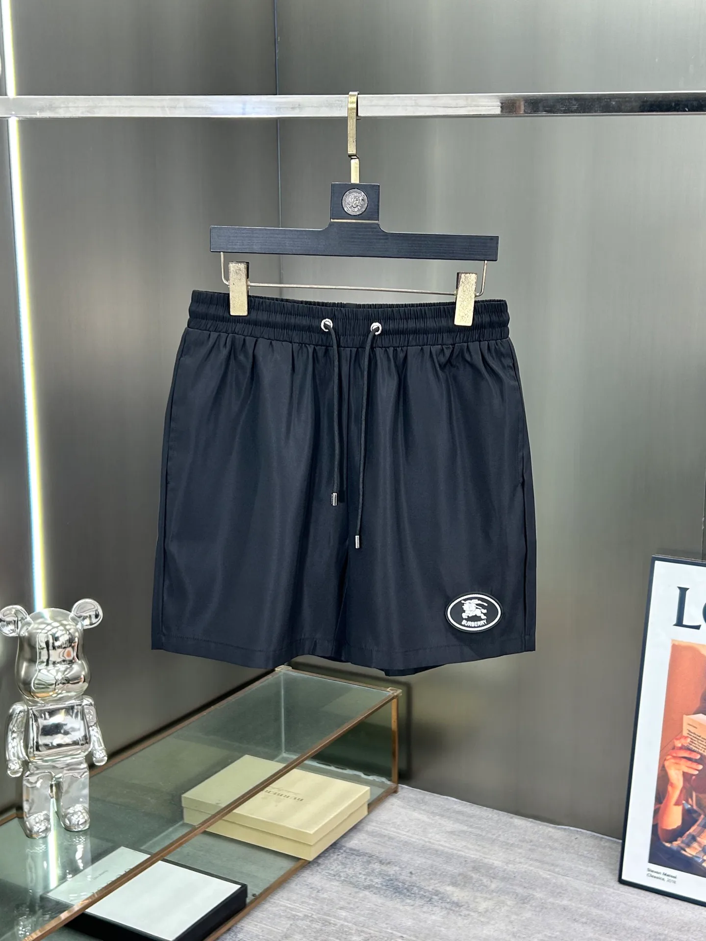 Men's Shorts BURBERRY 18000489