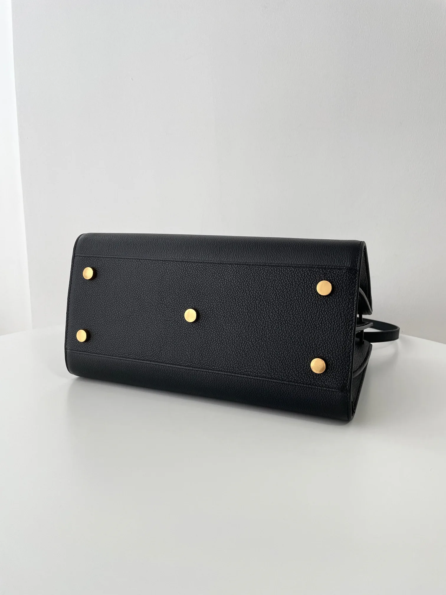 Классические Сумки Женские Saint Laurent 18620044