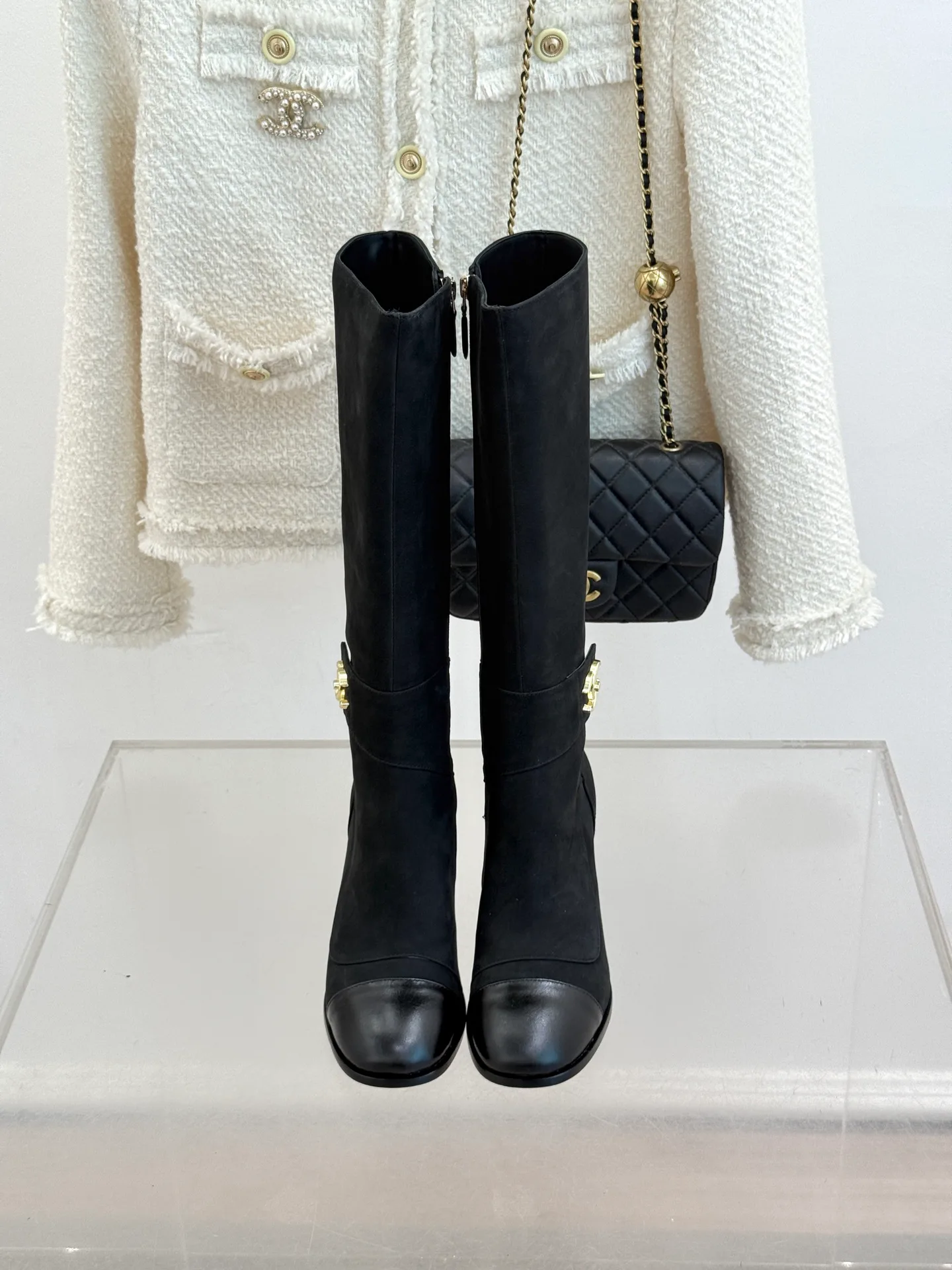 Women's Boots CHANEL 18154334