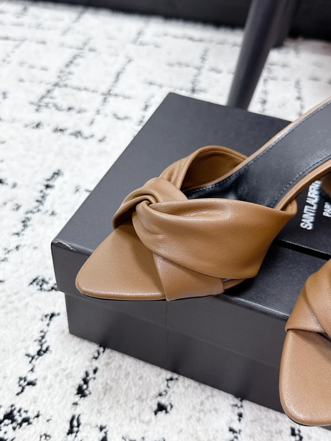 Women's Mules And Clogs SAINT LAURENT 17946661