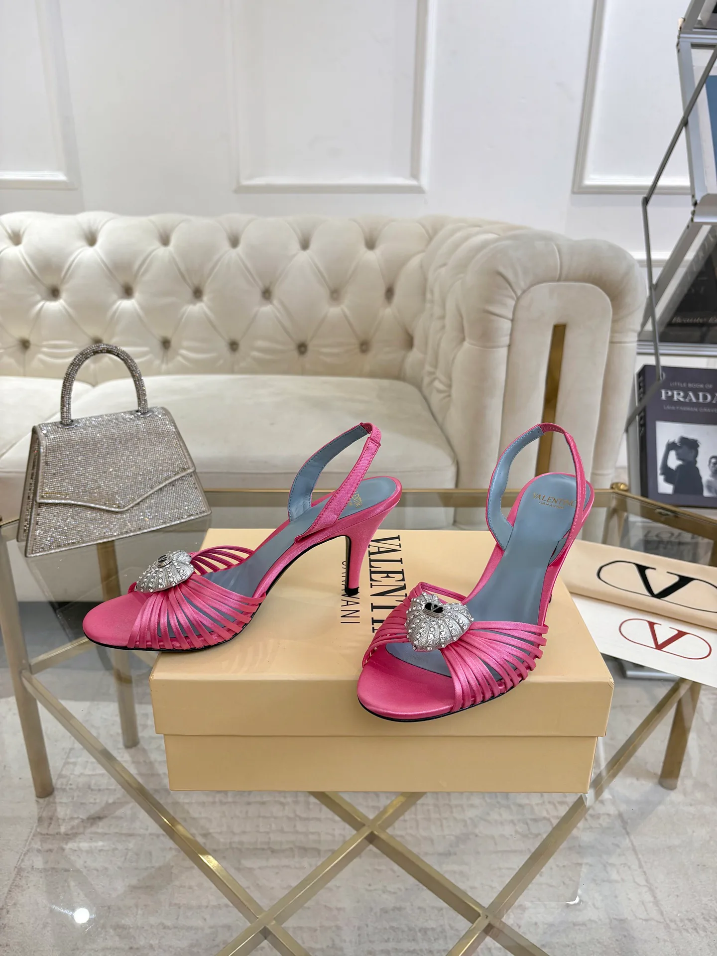 Women's Open-Toe Sandals VALENTINO 18135270